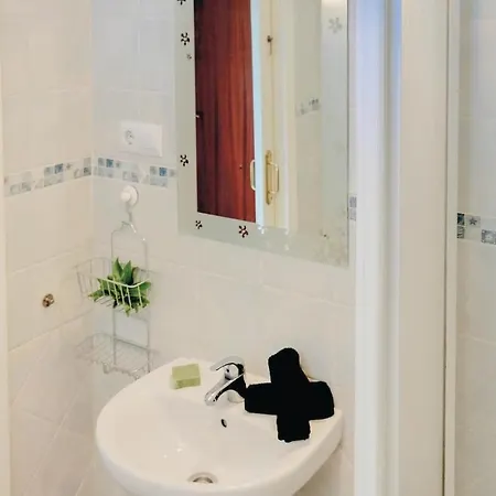 Amazing In With House Sea View Apartment *